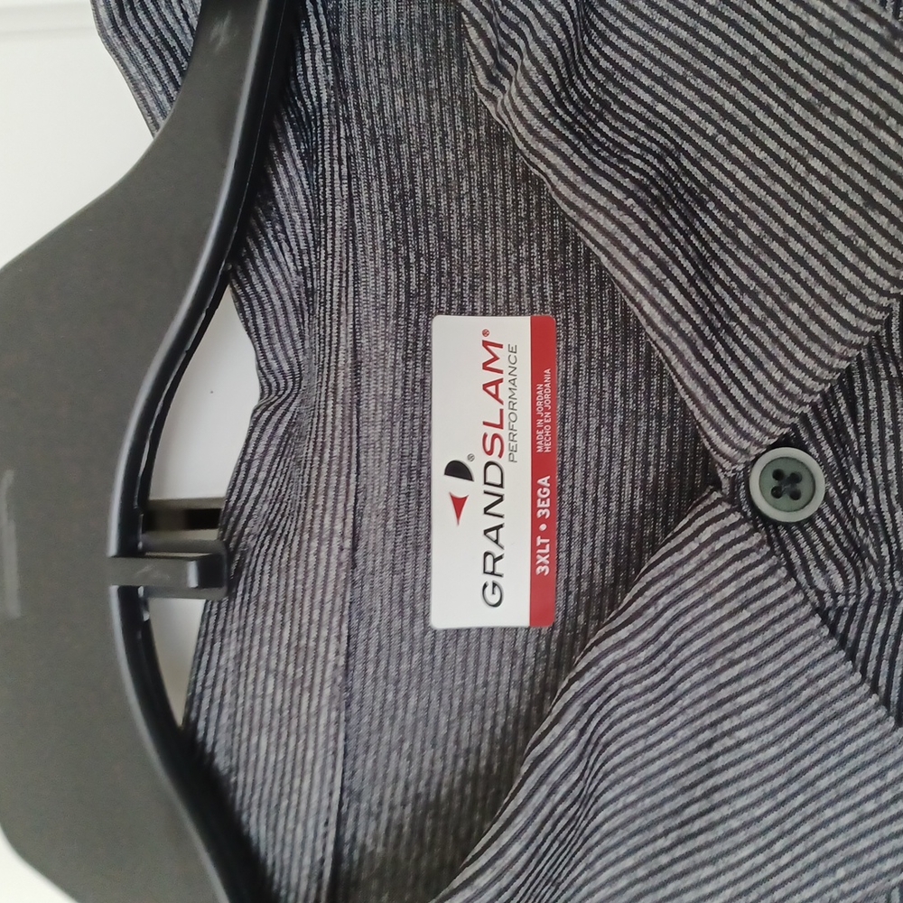 Men's collared pullover. - Picture 2 of 4